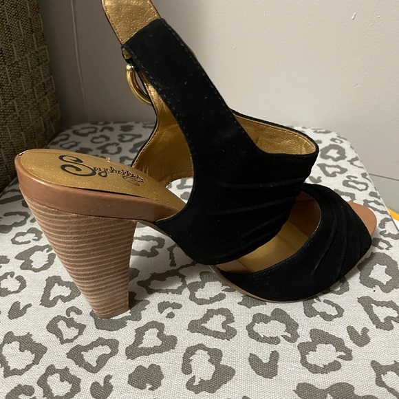 Seychelles Hells - Picture 5 of 6